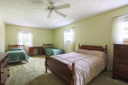 10760 Deerfield Rd, Cincinnati OH  45242-4215 exterior