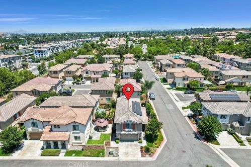3381 Greenpark Ln, Riverside, CA 92503-5265