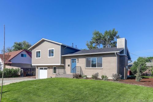 899 Evanston St, Aurora, CO 80011-7013