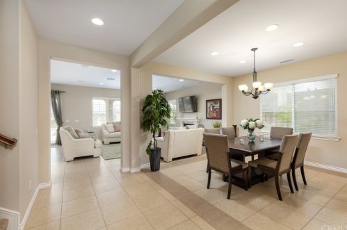 45951 Camino Rubi, Temecula, CA 92592-3389
