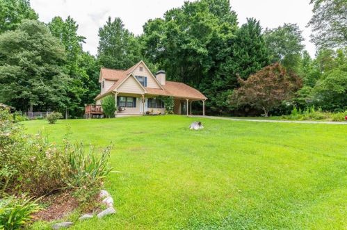 4458 Sardis Dr, Gainesville, GA 30506-3512