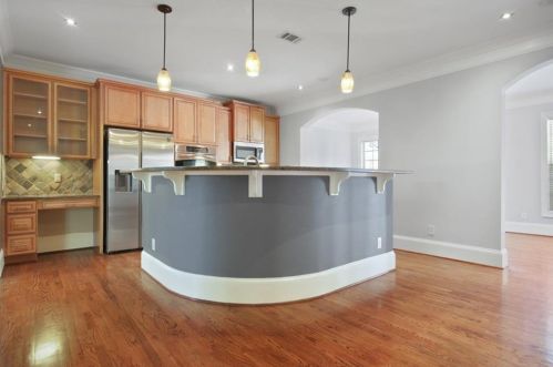 1820 Dorman Ave, Atlanta GA  30319-3659 exterior