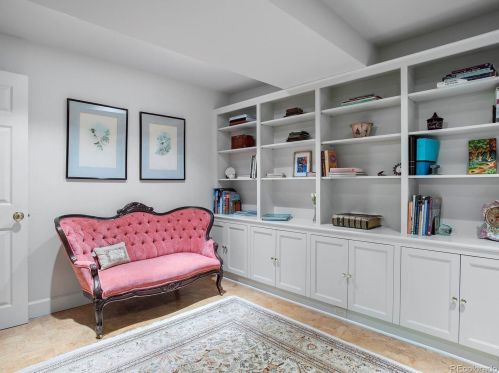 6439 Hinsdale Ave, Englewood CO 80112-1905 exterior