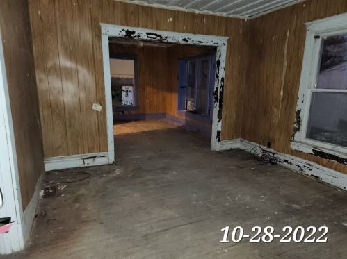 719 Cleary St, Swygert IL  61764-1009 exterior