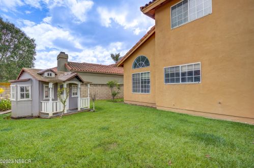2418 Sandpiper Dr, Santa Maria CA  93455-1521 exterior
