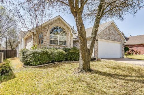 4708 Mount Hood Rd, Fort Worth, TX 76137-5141
