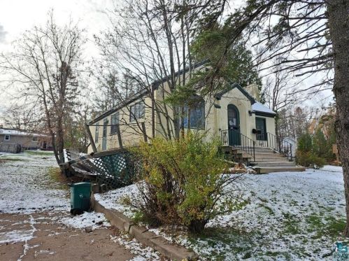 2304 Pershing St, Duluth, MN 55811-3029