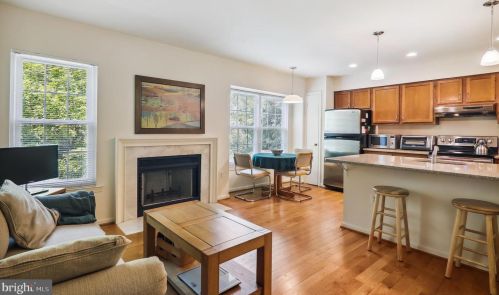 4 Casino Ct, Silver Spring MD 20906-5953 exterior