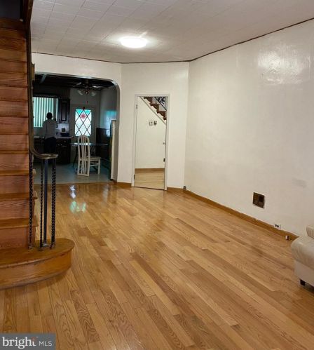 2308 Darien St, Philadelphia, PA 19148-3703