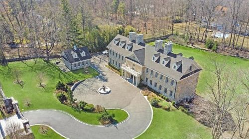 28 Dairy Rd, Greenwich, CT 06830-3407