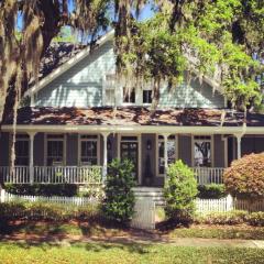 103 John Wesley Way, Savannah, GA 31404-1435