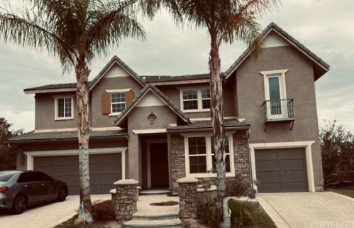 861 Hemlock Ridge Ct, Simi Valley, CA 93065-5540