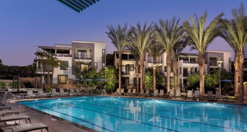 262 Rockefeller, Irvine CA  92612-8113 exterior
