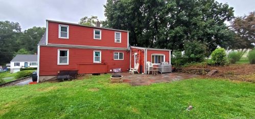 15 Cardinal Ln, Waterbury, CT 06708-2307