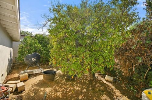 3876 Madrona Rd, Riverside CA  exterior