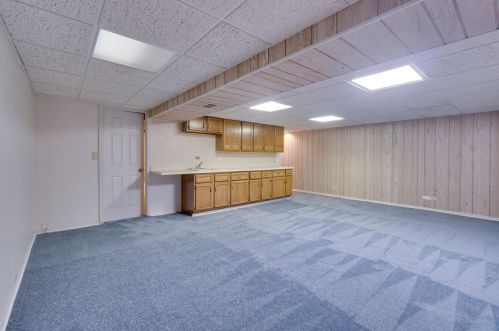 984 Thompson Blvd, Buffalo Grove IL  60089-1018 exterior