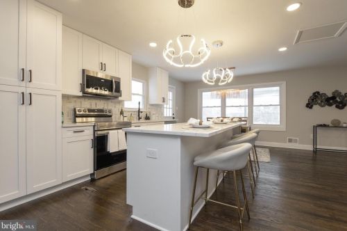 1411 Leister Dr, Silver Spring MD 20904-1548 exterior