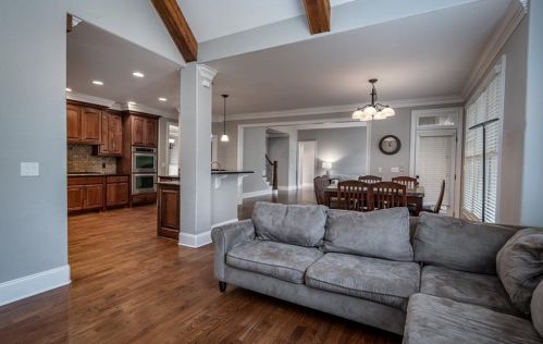 2212 Meadowvale Dr, Atlanta GA  30345-3543 exterior