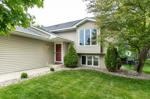 3695 Falcon Way, Saint Paul MN  55123-2227 exterior