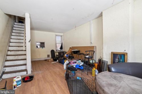3352 Amber St, Philadelphia, PA 19134-3207