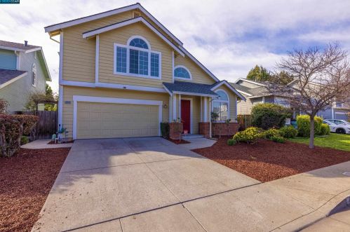 28493 Triton St, Hayward, CA 94544-5867