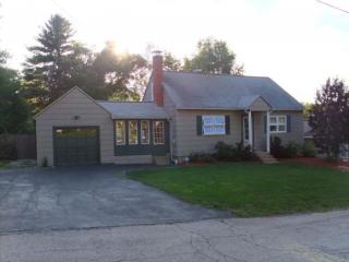 256 Russell St, Manchester, NH 03104-3329