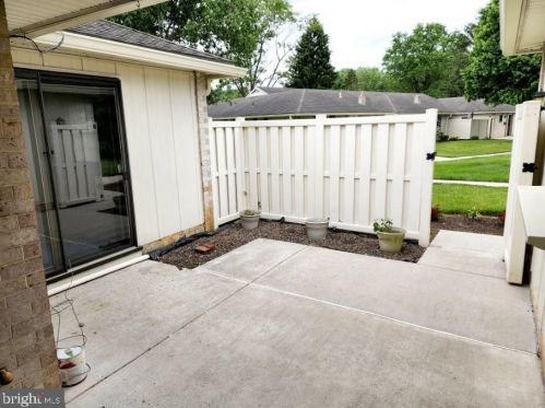 50 Valleybrook Dr, Lancaster PA  17601-4612 exterior