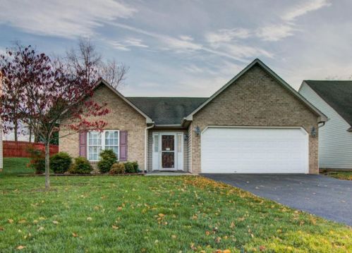 204 Minnie Bell Ln, Vinton, VA 24179-2224