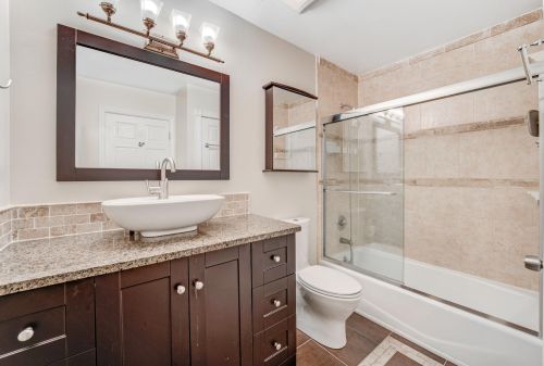 184 Bridlewood Dr, Saint Paul MN  55119-4666 exterior