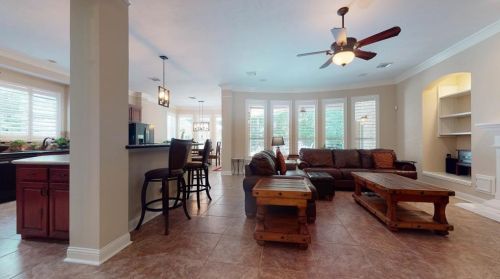 8760 Skyline Ln, Conroe TX  77302-3458 exterior