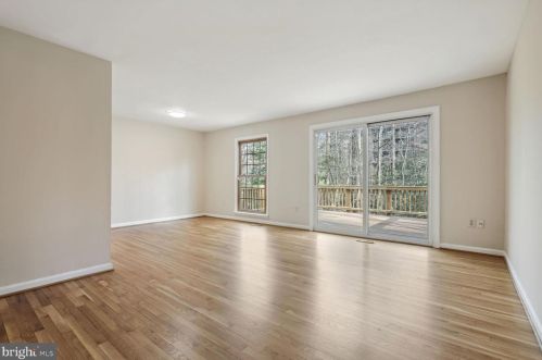 1535 Chatham Colony Ct, Herndon VA  20190-4204 exterior