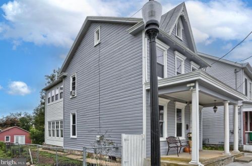 130 B St, Carlisle, PA 17013-1907