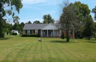 313 Twin Hills Dr, Madison, TN 37115-2246