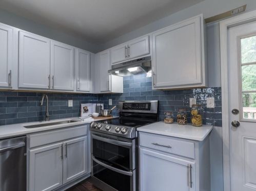 114 Dahlia Ave, Atlanta GA  30314-1208 exterior