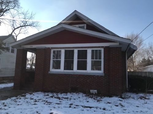 2116 Latham St, Rockford, IL 61103-3965