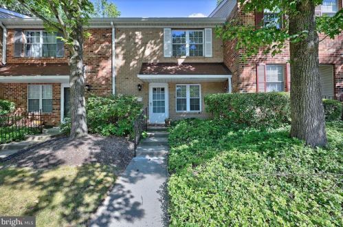94 Sycamore Ct, Trenton, NJ 08648-4835