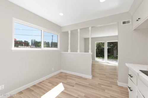 2904 Galena Ave, Simi Valley CA  93065-2714 exterior