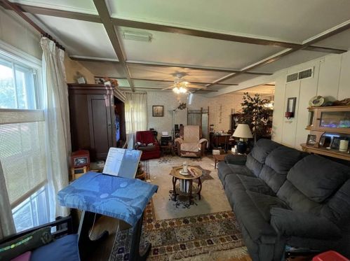 2228 Goldenrod Ave, Fort Worth TX  76111-1609 exterior