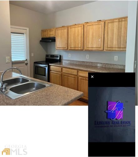 150 Joseph E Lowery Blvd, Atlanta GA  30314-3169 exterior