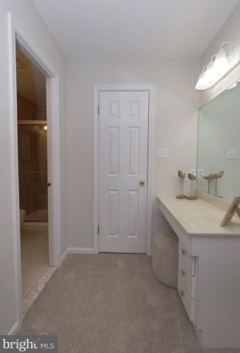 7099 Game Lord Dr, Springfield VA  22153-1312 exterior