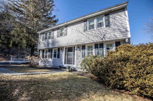 30 Ridge St, Nashua, NH 03062-2866
