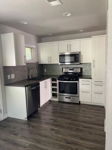 4711 Broadhill Dr, Austin TX  78723-6103 exterior