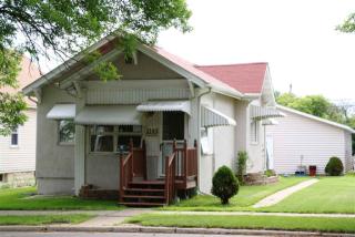 2142 2nd Ave, Hibbing, MN 55746-1502