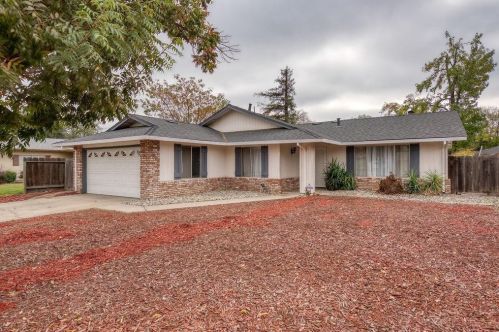 3224 Orangeburg Ave, Modesto, CA 95355-3565