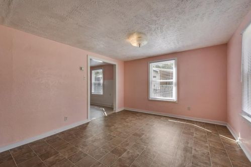 3920 4th St, Fort Worth TX  76107-2016 exterior