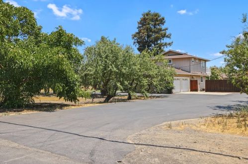 400 Weyer Rd, Modesto, CA 95357-1766