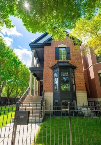 2728 Paulina St, Chicago, IL 60614-1020