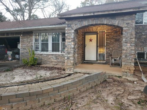 648 Nassau St, Forest Park, GA 30297-4246