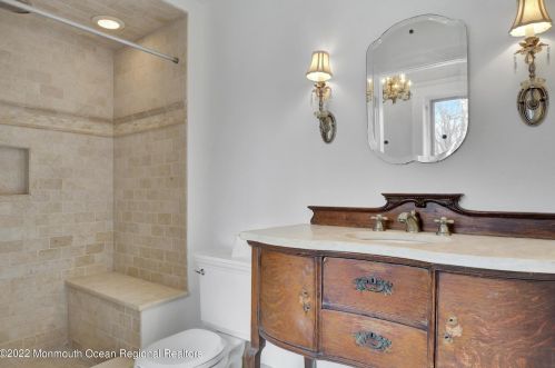 611 Kings Hwy, Atlantic Highlands, NJ 07716-2317