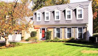 5581 Ann Peake Dr, Fairfax, VA 22032-3132